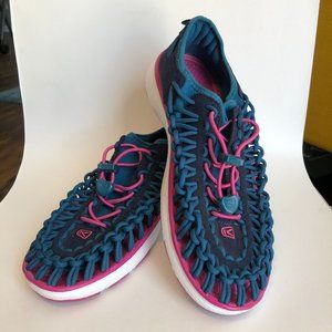 KEEN Women's Uneek Classic Bungee Cord Hiking Sandals Water Shoes Size 6